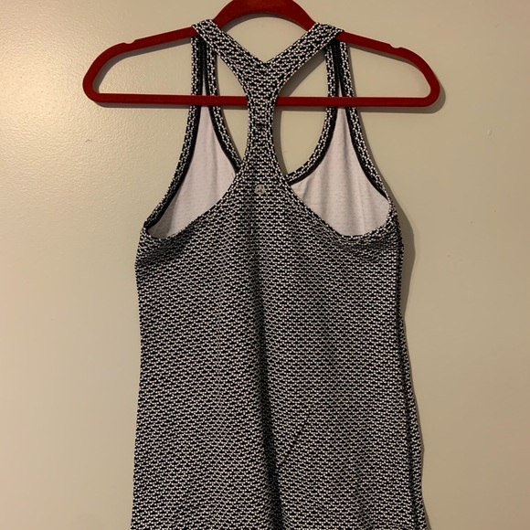 LULULEMON - Picture 2 of 3